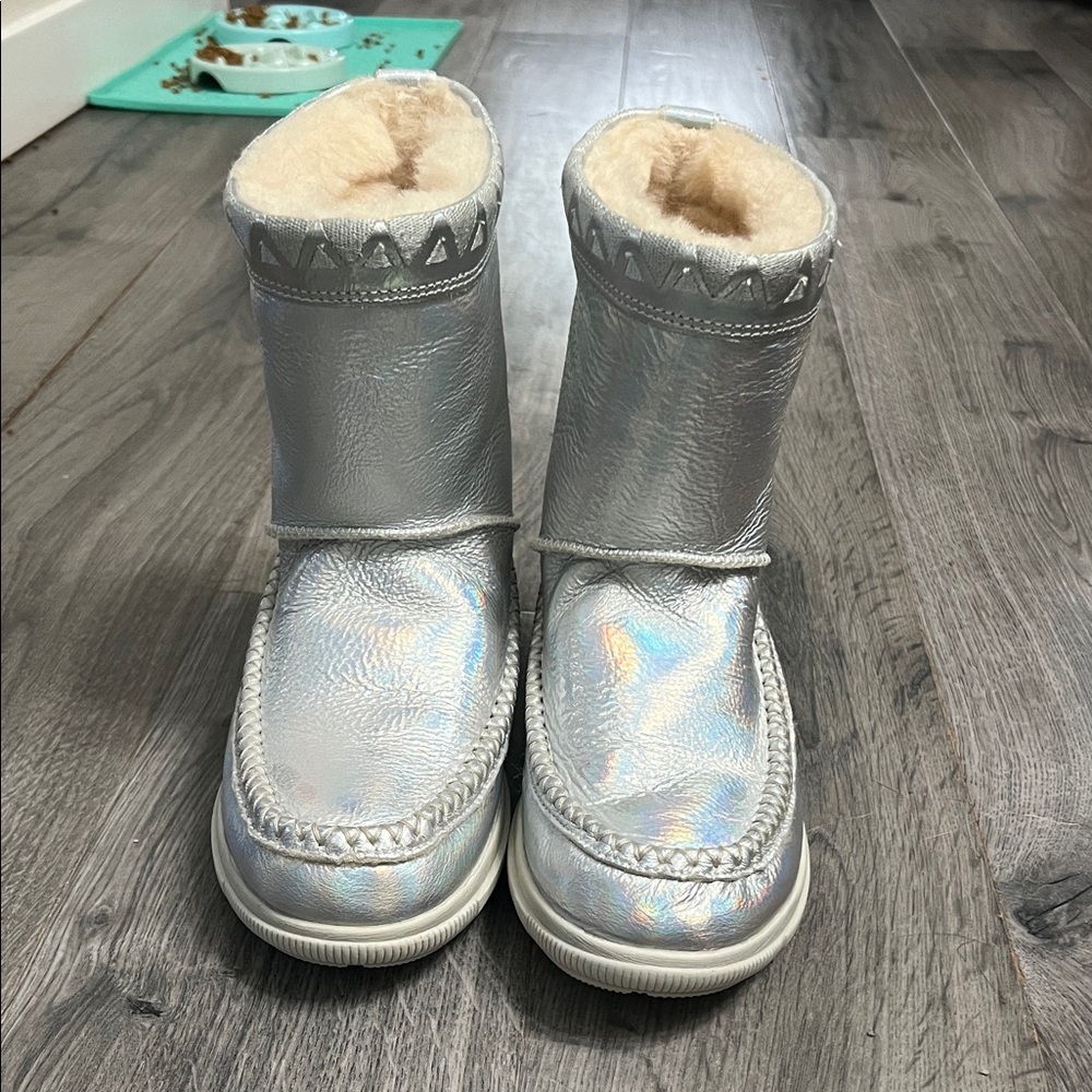 Manitobah Mukluks Reflections Mid-Calf Boots